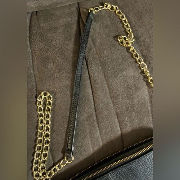 Olivia + Joy Python Embossed‎ Gold Chain Black and Yellow Purse/Crossbody - Picture 10 of 13